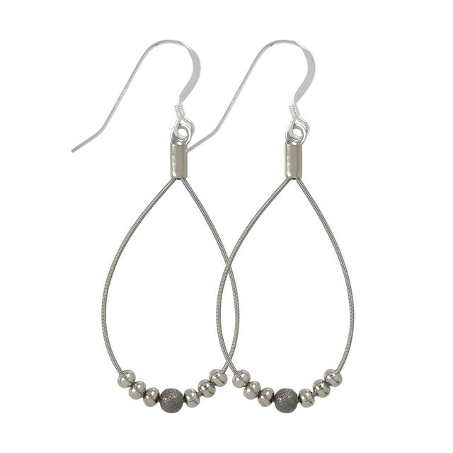 High strung jewelry store